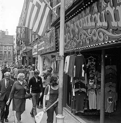 22 Carnaby Street 1971 - Donis.jpg. Click on the picture to enlarge